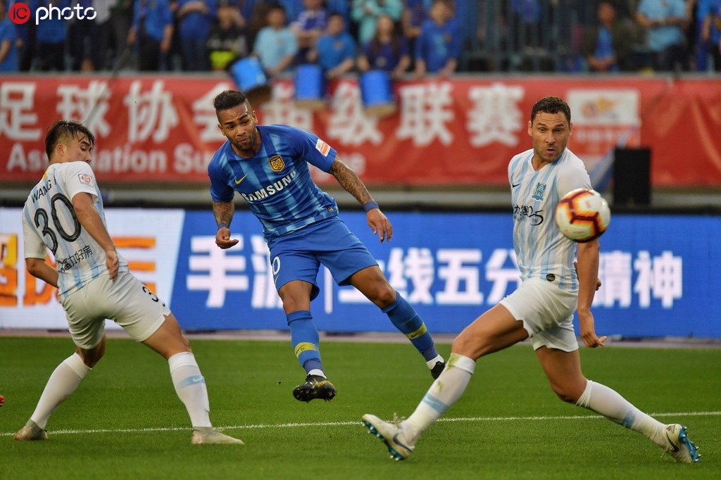 广州富力主场胜利，反弹登上积分榜前八位置的简单介绍