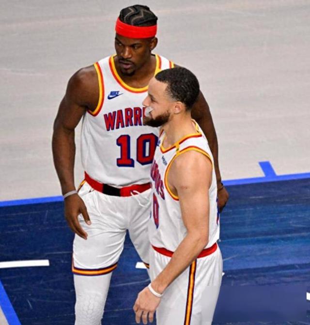 勇士队面对强敌，主帅强调团结拼搏的简单介绍