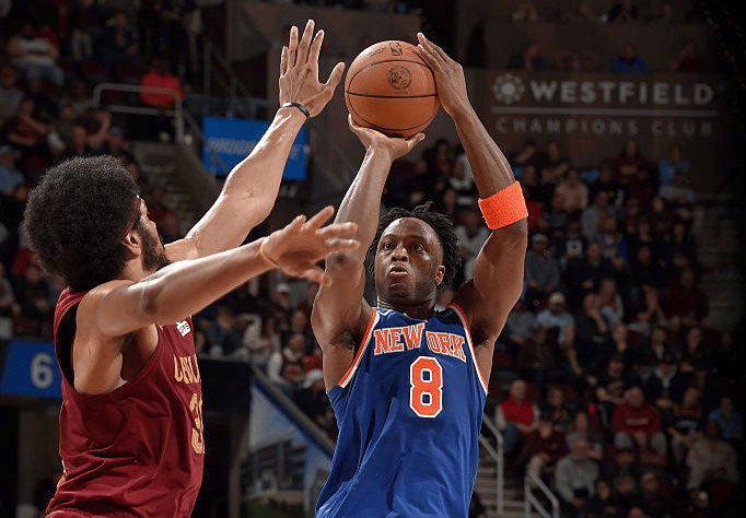 尼克斯队防守表现亮眼，成功守住主场优势