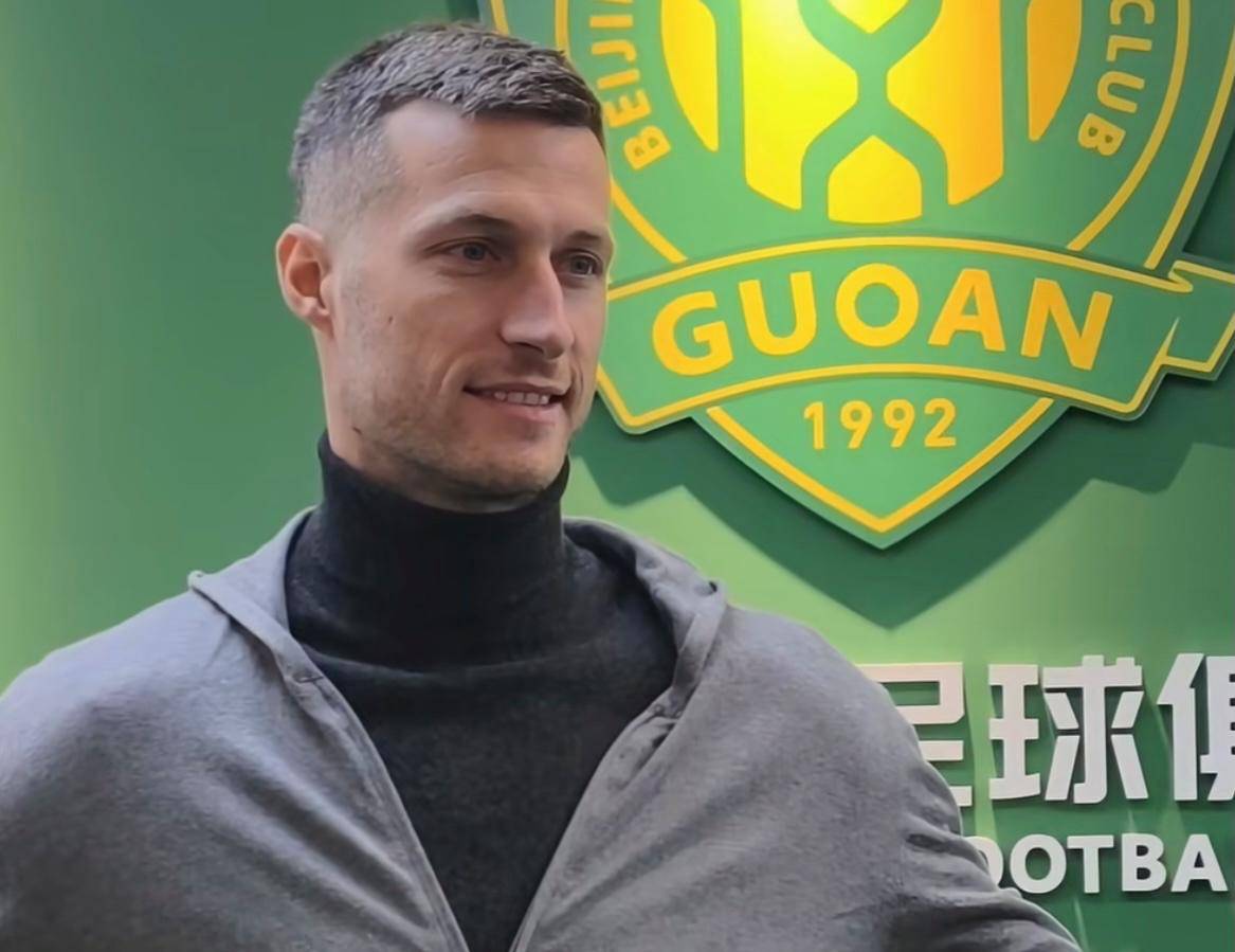 包含里尔对冠军充满野望，法甲赛事备战渐入佳境的词条