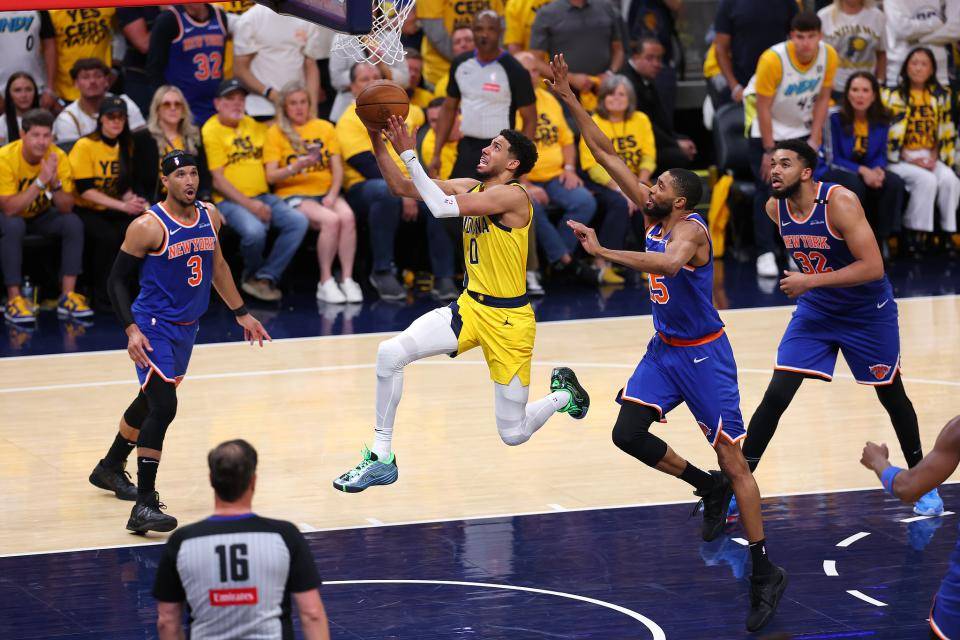 包含步行者不敌对手，奥拉迪波伤愈复出的词条