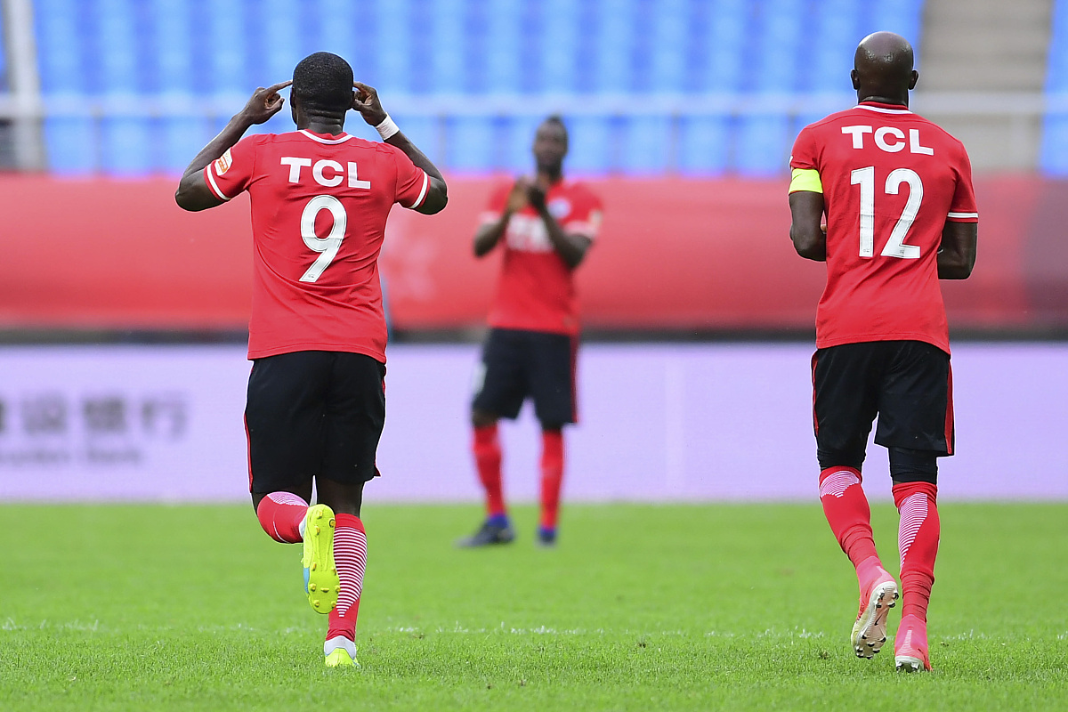 开云体育app-面对挑战球队的表现堪称完美