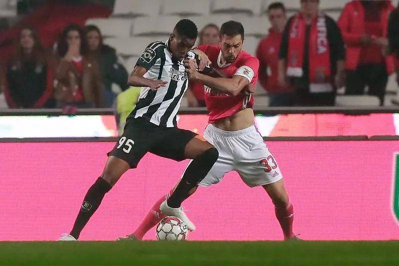 开云APP-萨索洛战术大换血，教练认为赢球只是时间问题