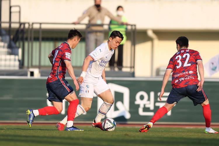 开云体育下载-罗马与桑普多利亚将在对决中互有胜负