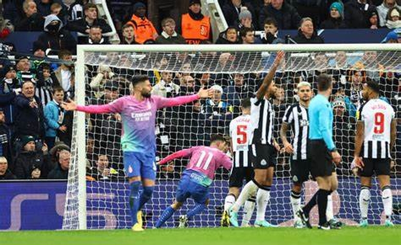 AC米兰无奈出局，欧冠之路遇阻