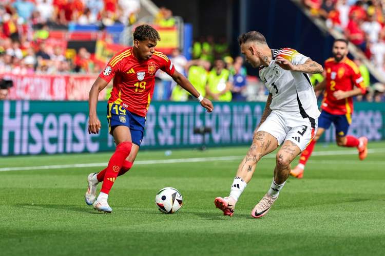 瑞典队不敌西班牙，憾失晋级欧洲杯决赛的机会