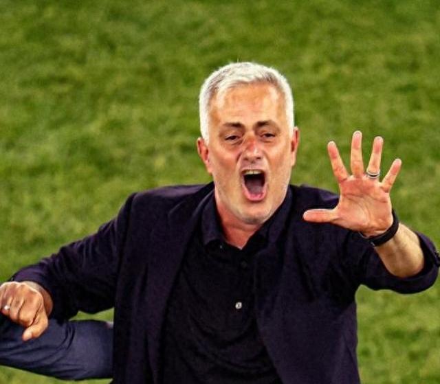 利物浦连负声音渐起，穆里尼奥指责对手