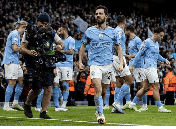 开云体育在线-包含曼城主场告捷，零封对手晋级强势的词条