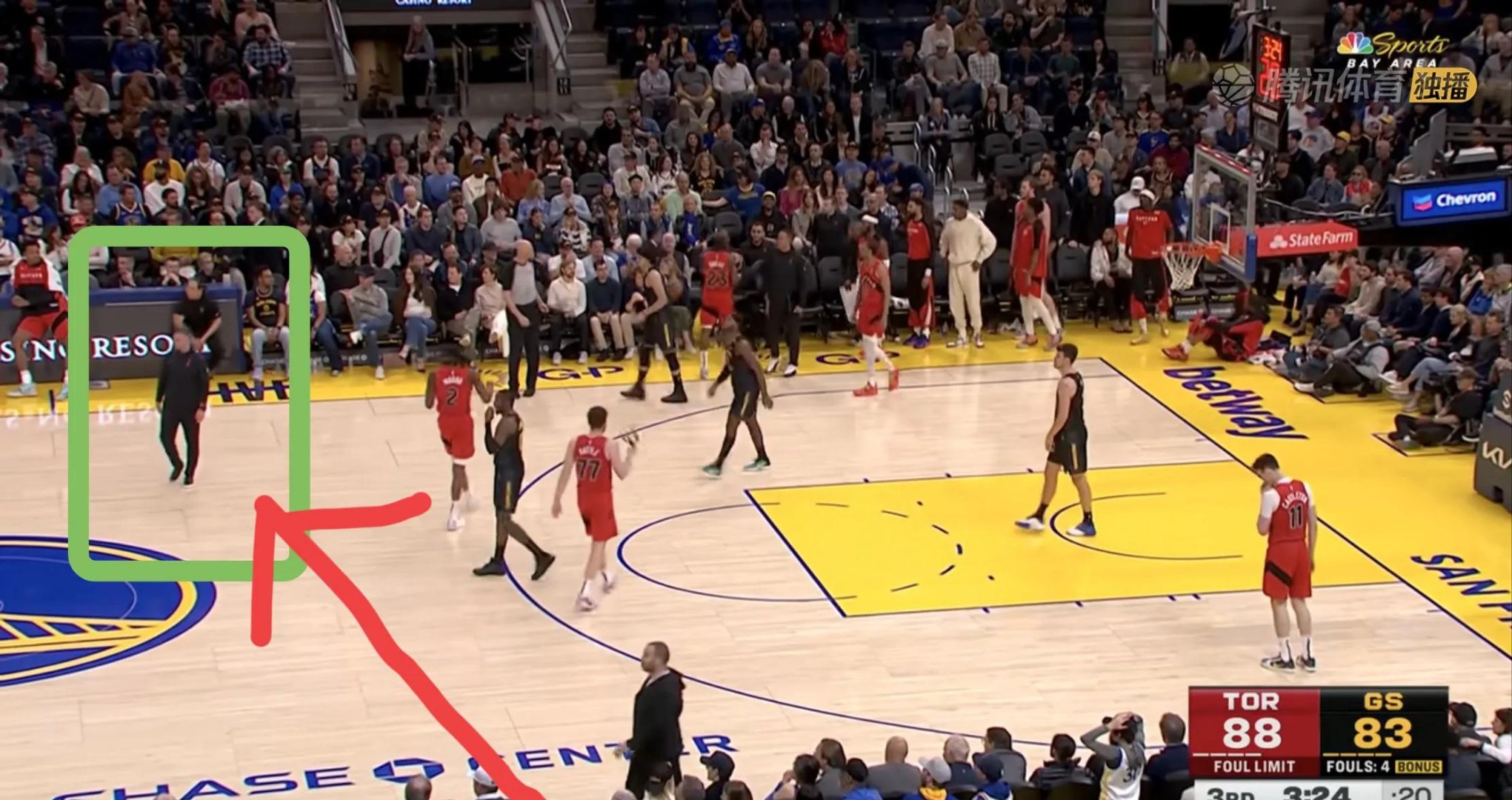 猛龙守卫主场,总决赛前景仍未明朗 猛龙守卫主场,总决赛前景仍未明朗