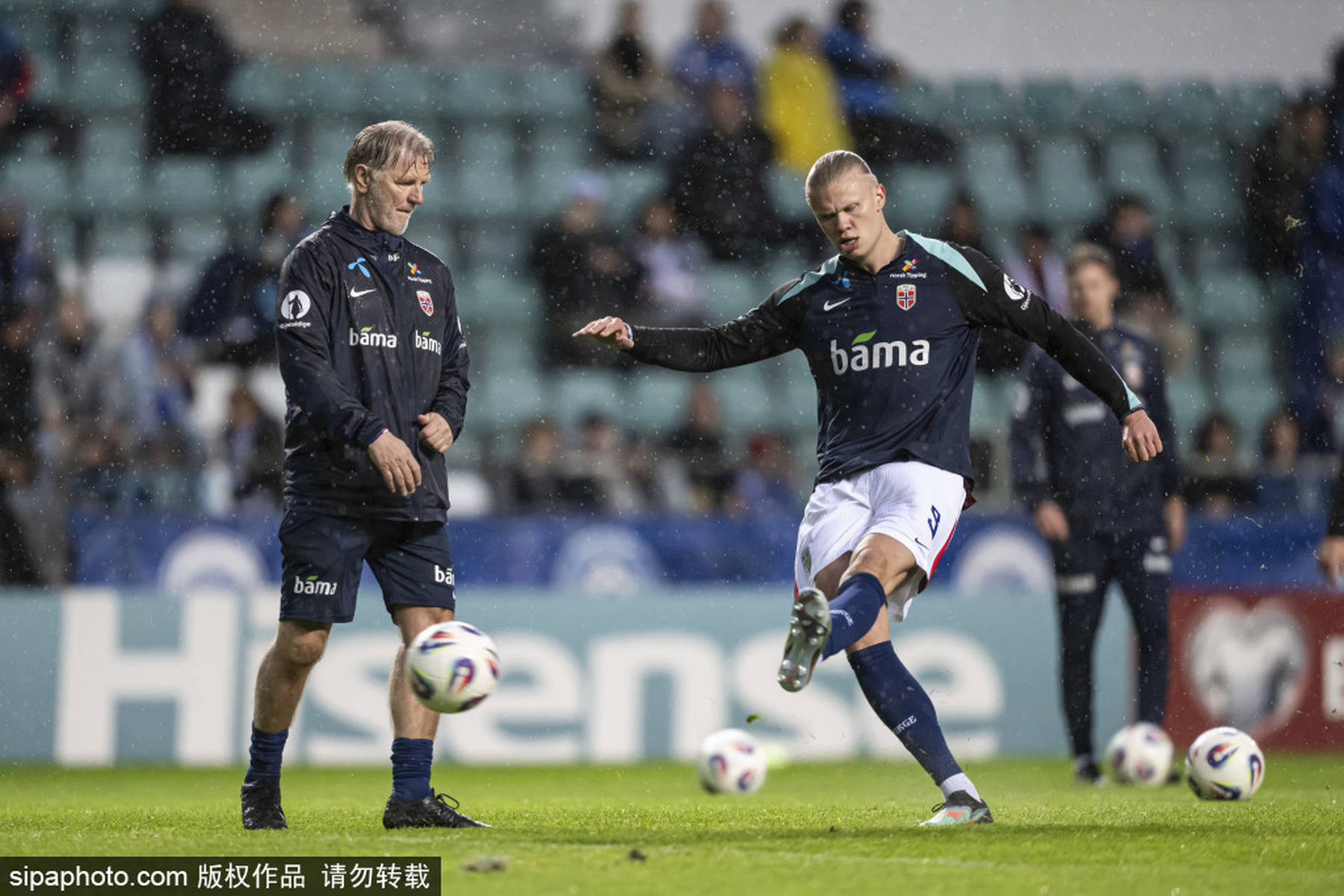 挪威客场大胜摩洛哥,锁定小组第一位 挪威客场大胜摩洛哥,锁定小组第一位