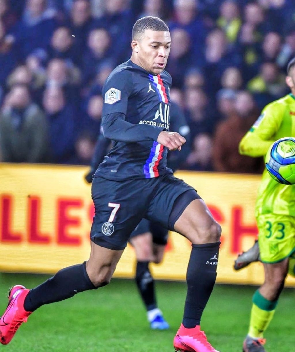 开云体育官方网站-雷恩主场战胜对手，豪取三分迅速升级