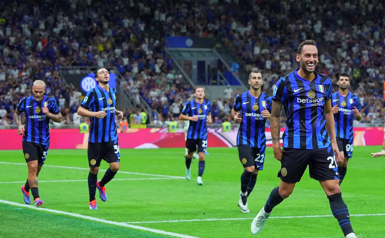 欧洲足坛传奇对决：豪门交锋展雄姿