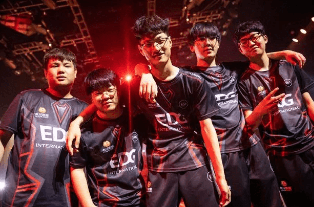 里尔小将崭露头角,欧战梦想渐行渐近 里尔小将崭露头角,欧战梦想渐行渐近