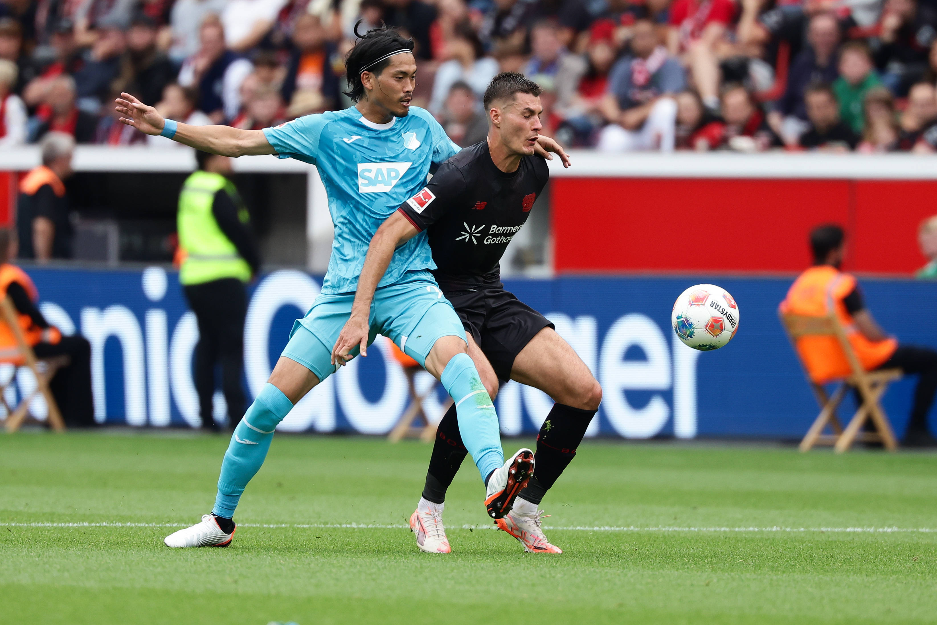 霍芬海姆攻入关键进球，赢得宝贵三分的简单介绍