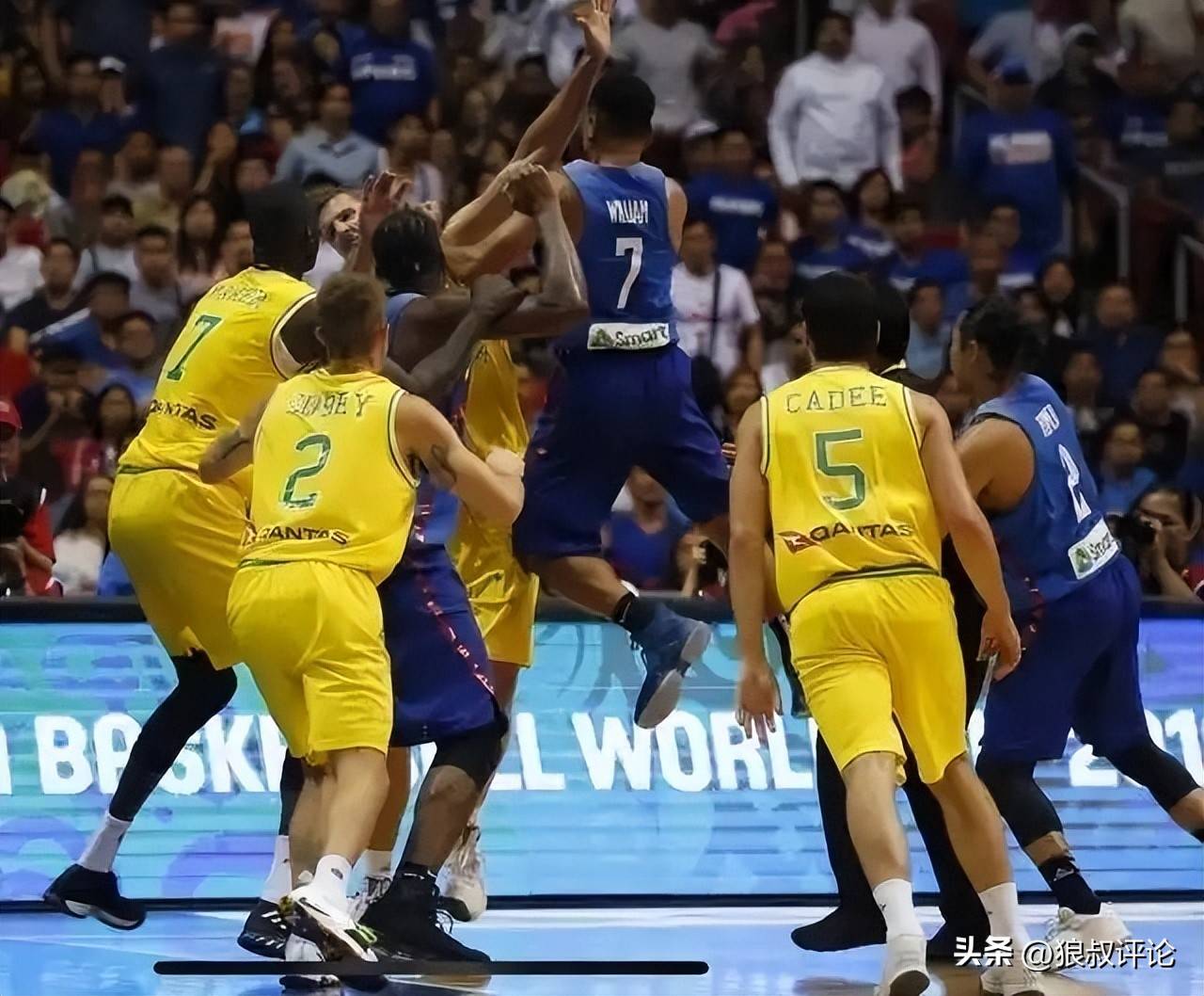 开云体育官网-球队备赛情况备受关注，球员们备战艰难