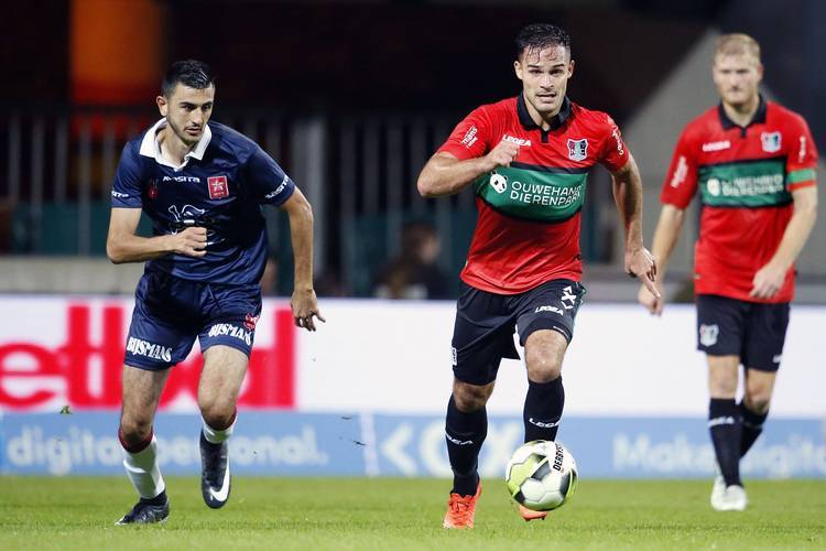 阿联酋女足挑战苏丹，谁能笑傲赛场？