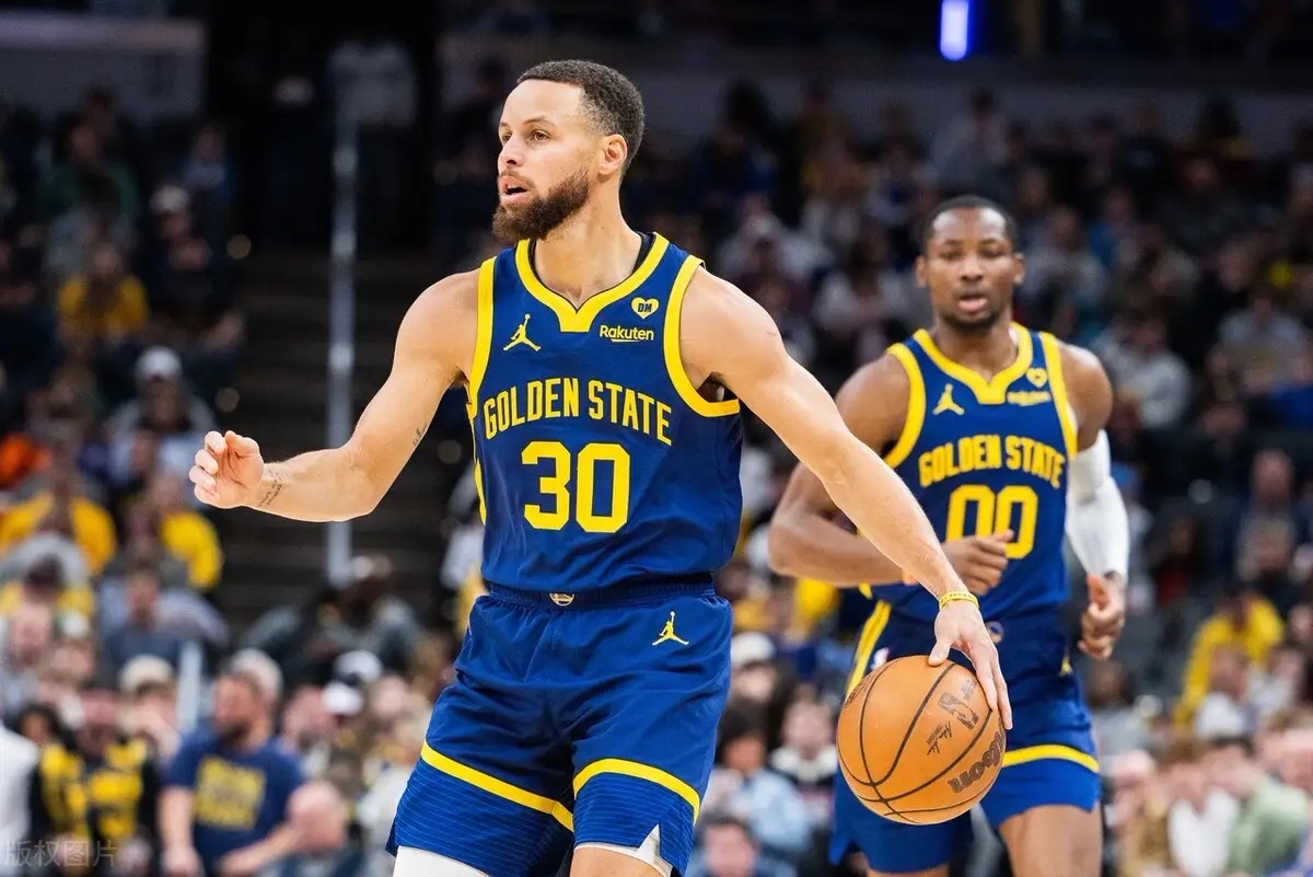 开云体育登录-库里传球技术得到赞誉，领先球队晋级