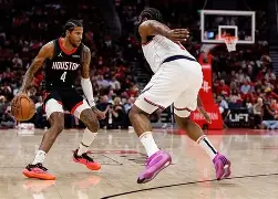 火箭后卫受伤，季后赛前景雾里看花