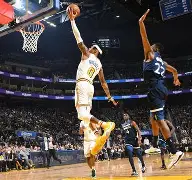 勇士豪取七连胜，强势突围西部