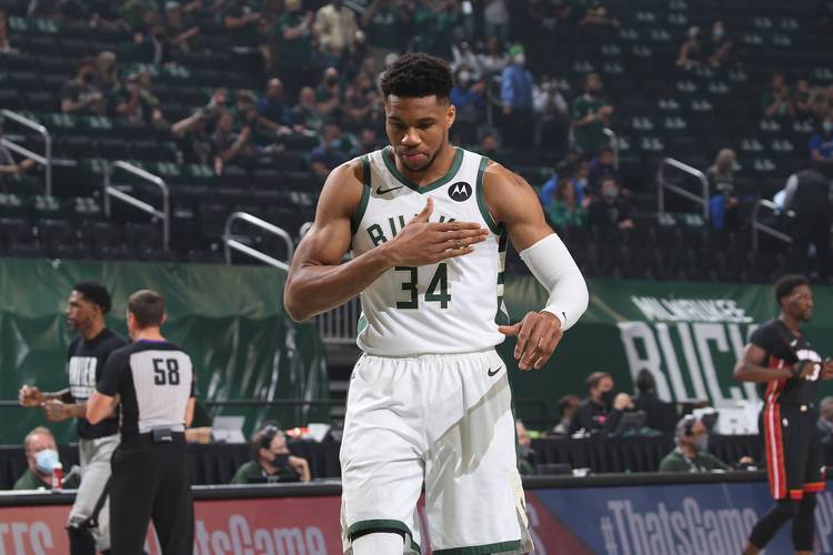 篮网胜独行侠，获得先拔头筹