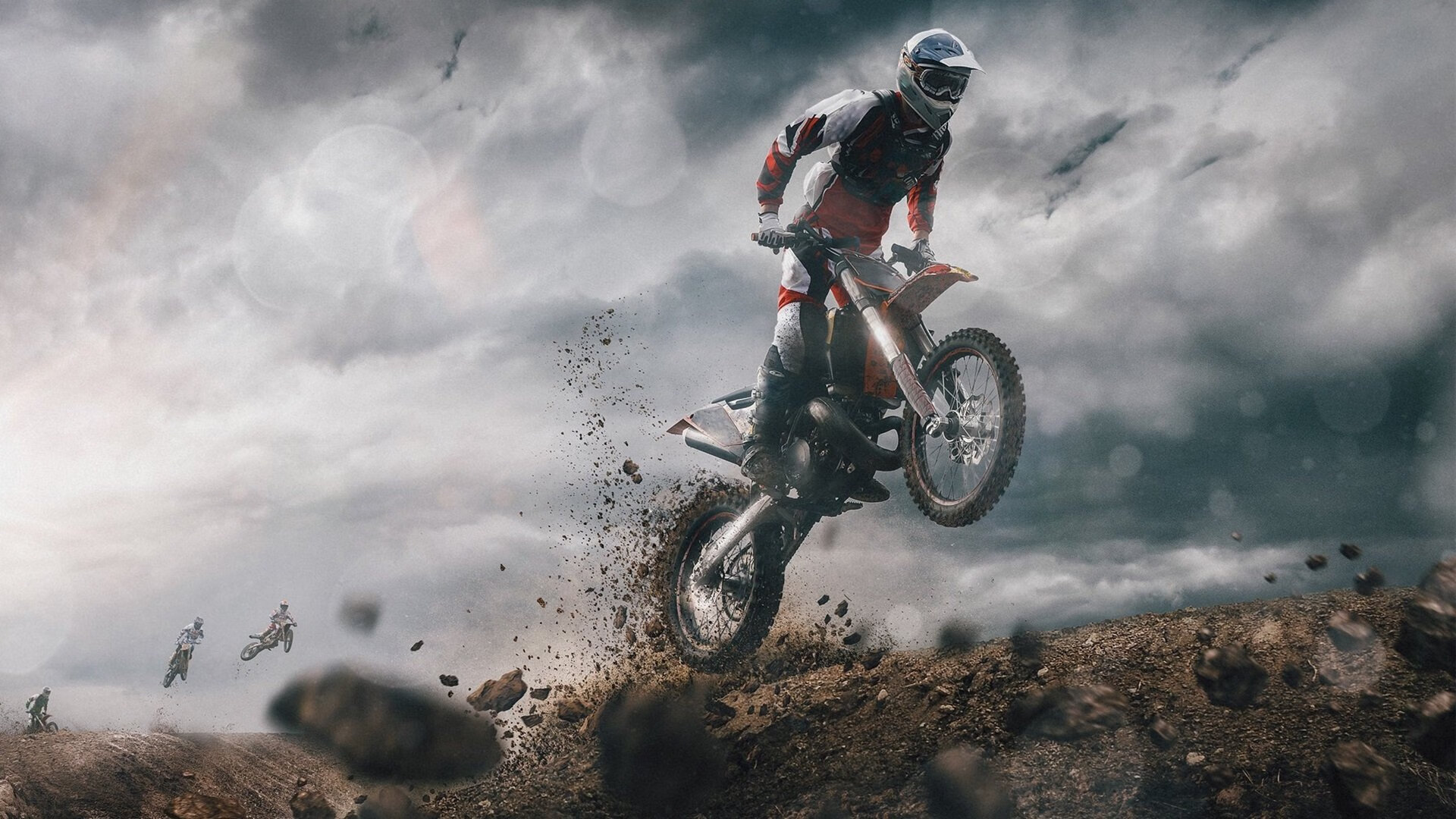 开云体育官方网站-梅赛德斯横扫全场，胜利为何属于一人？皮亚斯特里撼动围场秩序的唯一胜利